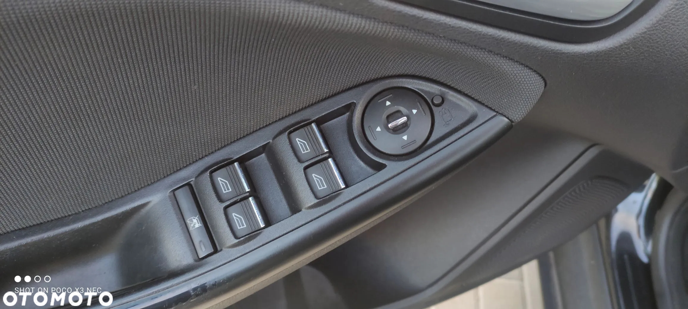 Ford Focus 1.6 EcoBoost Titanium - 14