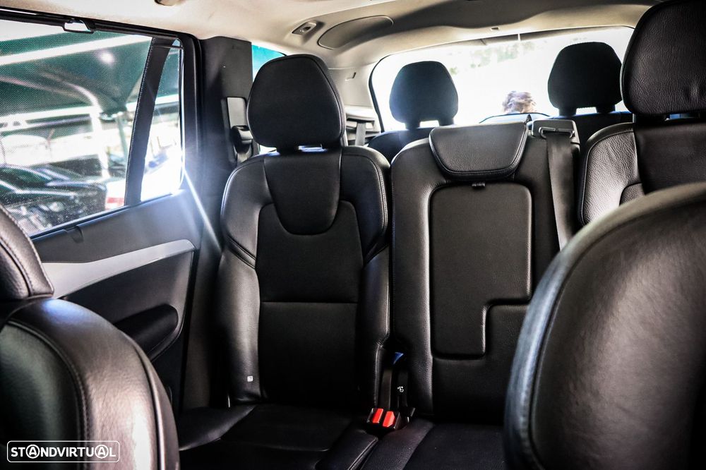 Volvo XC 90 2.0 T8 PHEV Momentum AWD - 21
