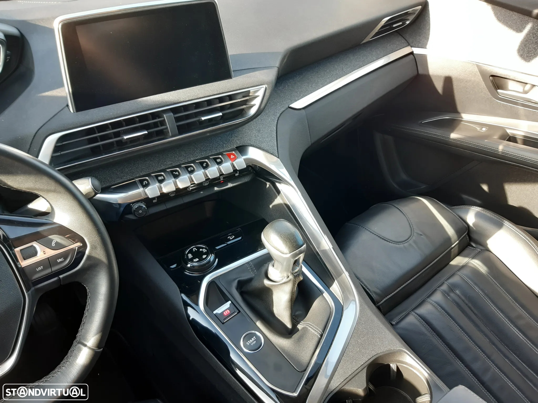 Peugeot 3008 PureTech 130 Stop & Start GPF Allure Pack - 14
