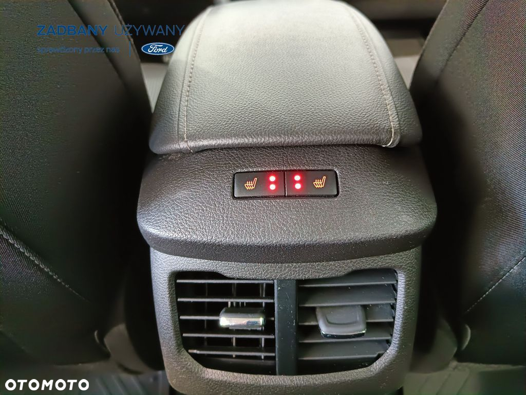 Ford Mondeo 2.0 Hybrid Titanium - 27