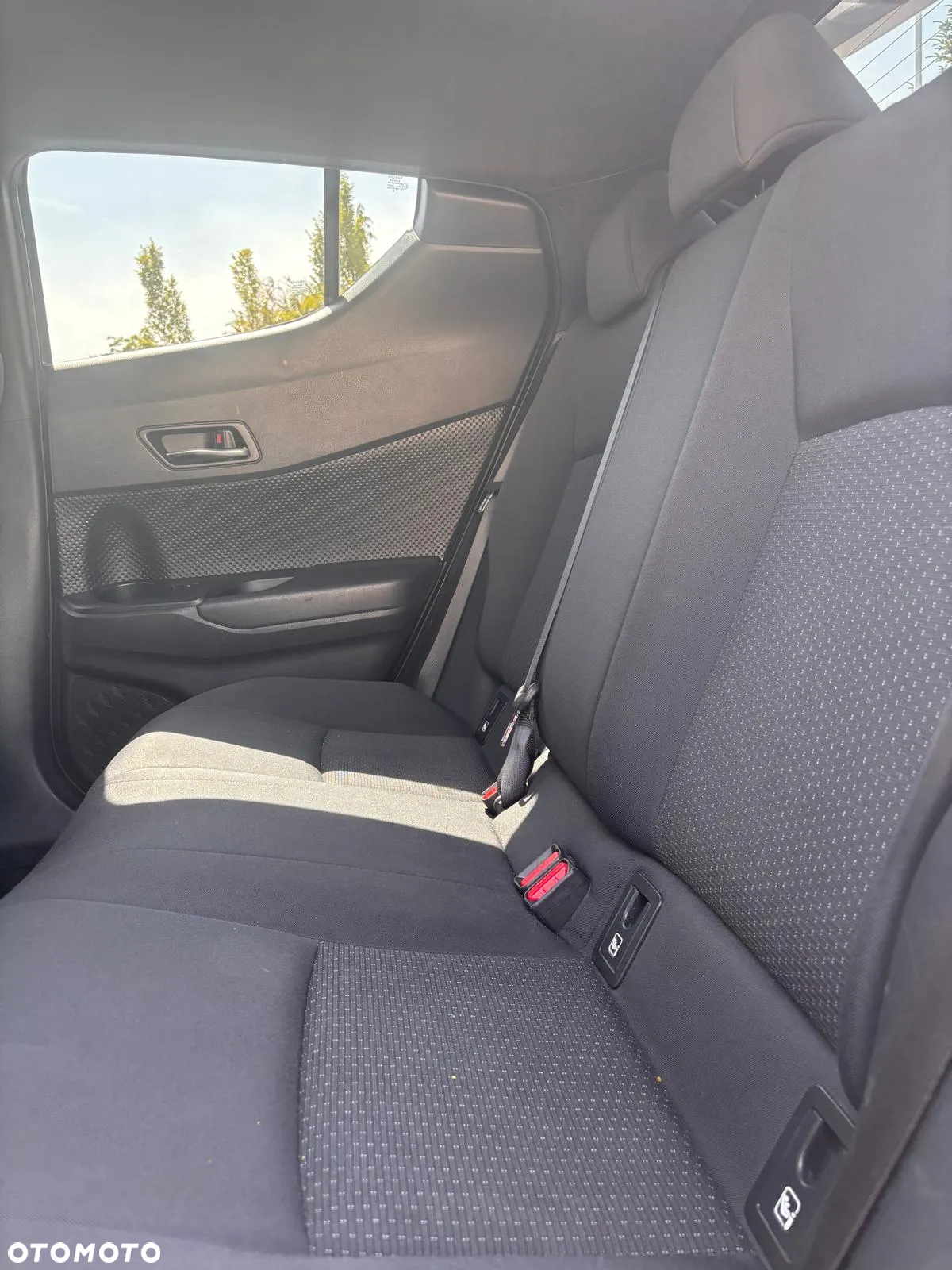 Toyota C-HR 1.8 Hybrid Premium - 15