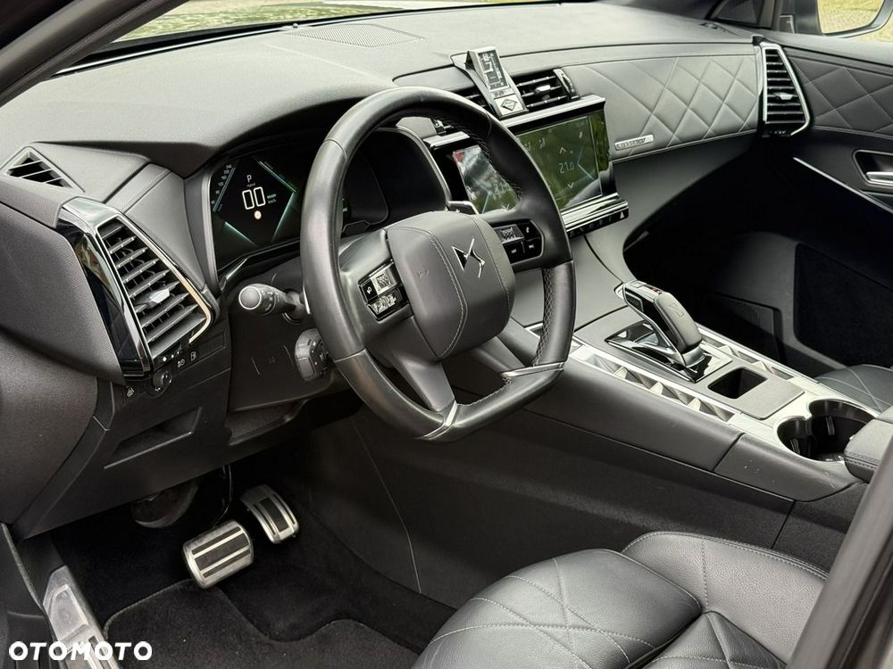 DS Automobiles DS 7 Crossback - 17