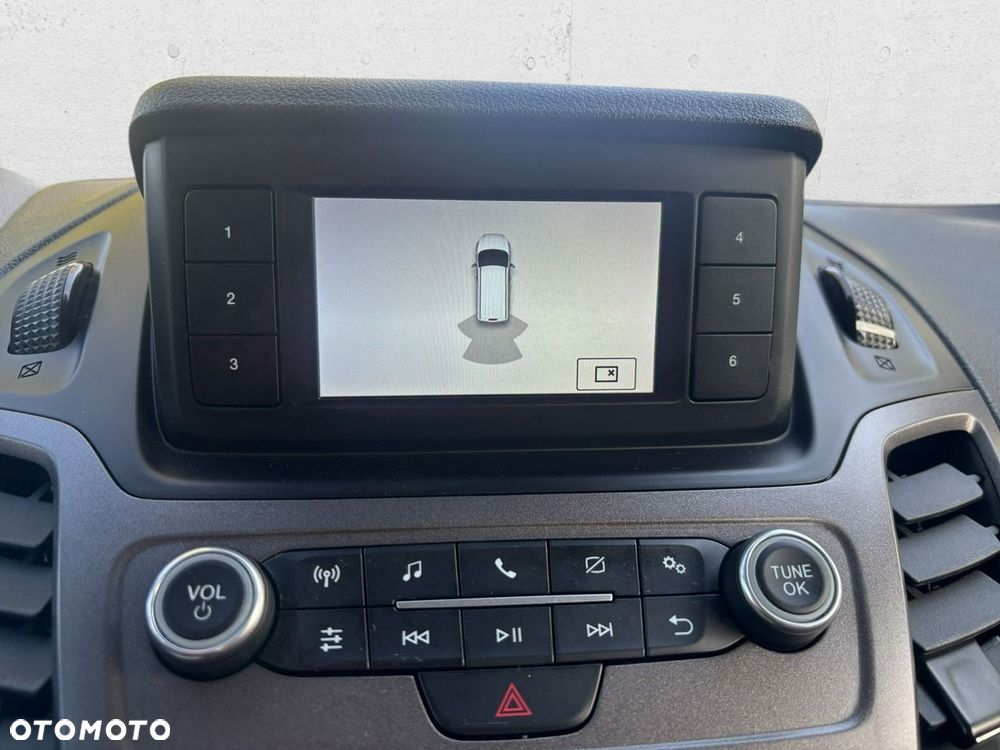 Ford Transit Connect - 19