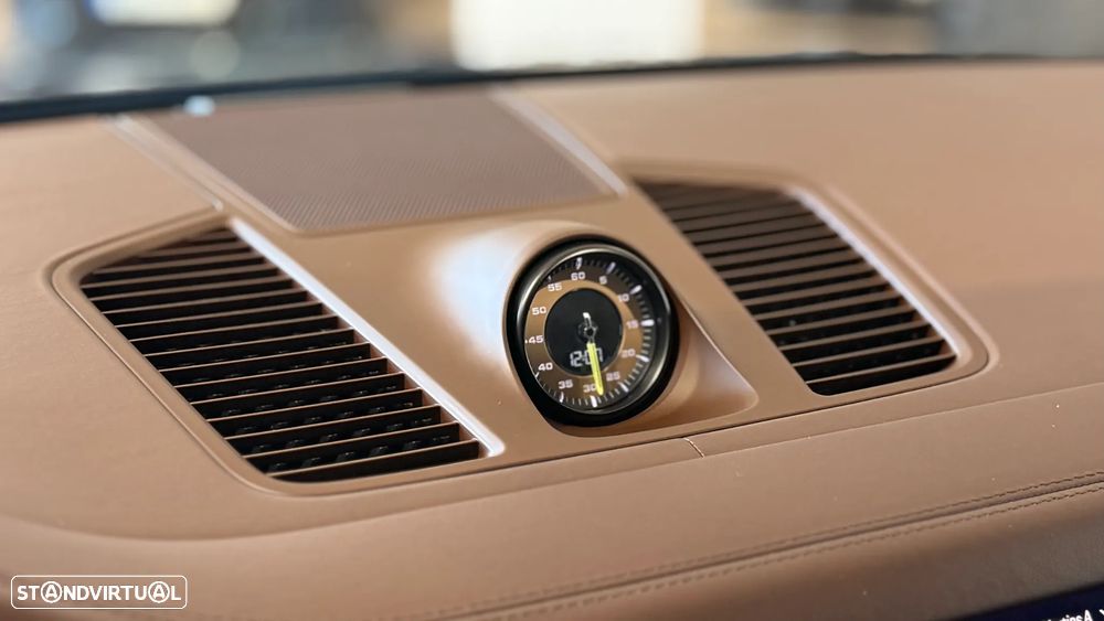 Porsche Cayenne Turbo S E-Hybrid - 28