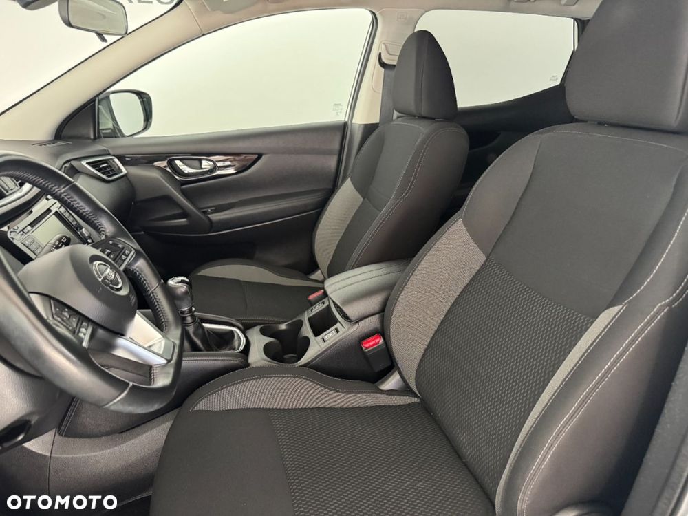 Nissan Qashqai - 22