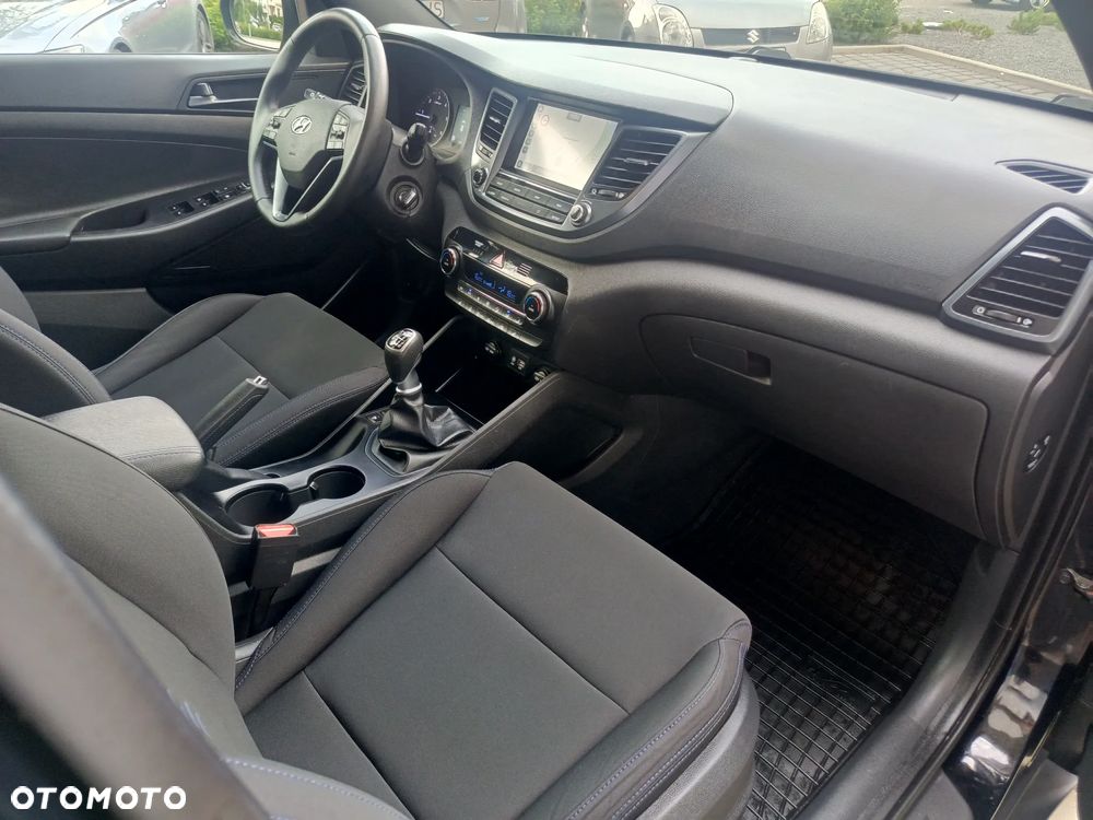 Hyundai Tucson blue 1.7 CRDi 2WD Passion Plus - 11