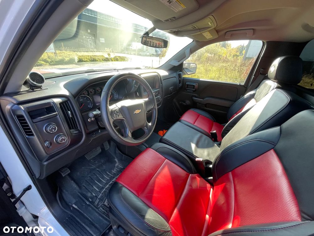 Chevrolet SILVERADO - 11