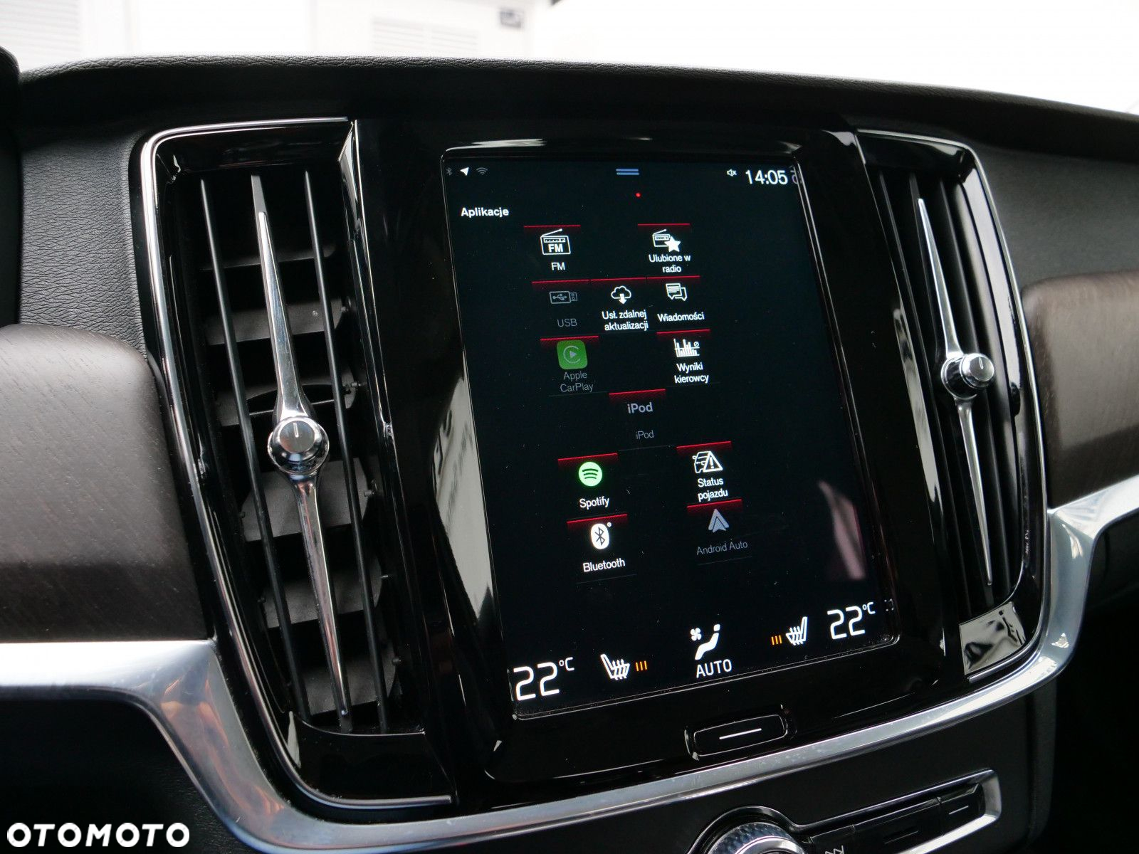 Volvo V90 Cross Country - 26