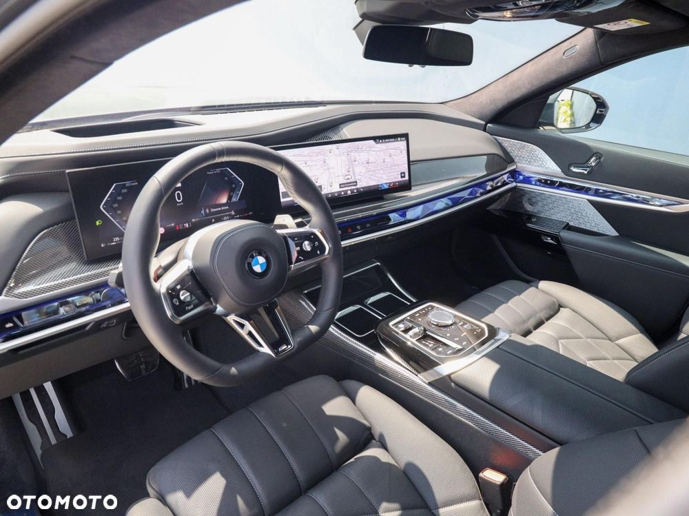 BMW Seria 7 - 10