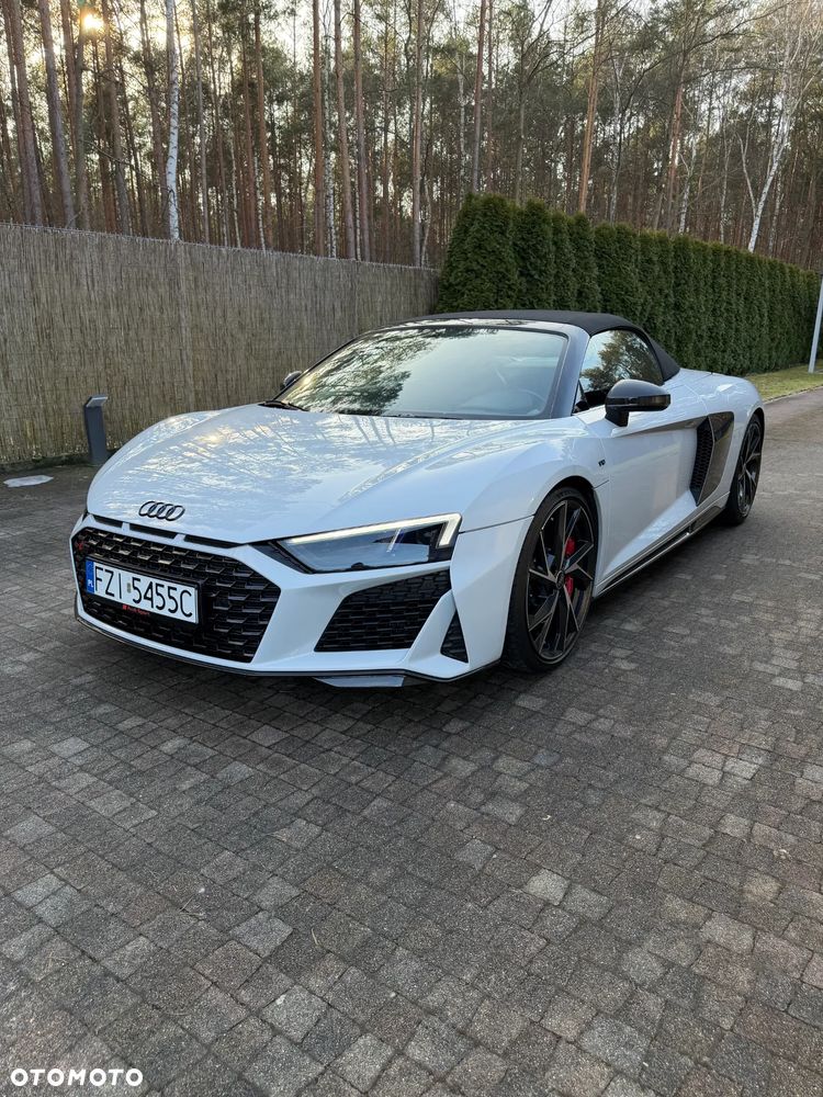 Audi R8 Spyder V10 Quattro Performance - 4