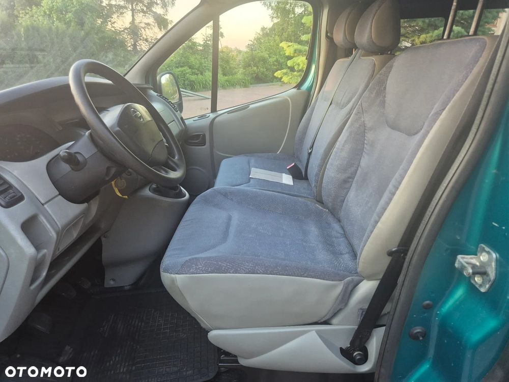 Renault Trafic - 17