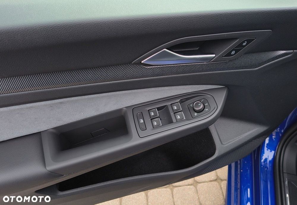 Volkswagen Golf - 21