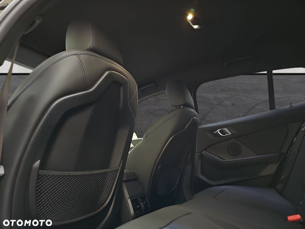 BMW Seria 1 - 27