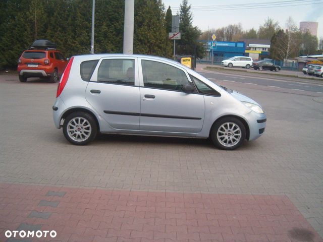 Mitsubishi Colt - 4