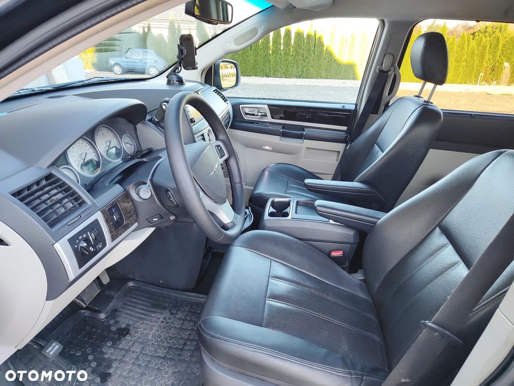 Chrysler Grand Voyager 2.8 CRD Limited - 21