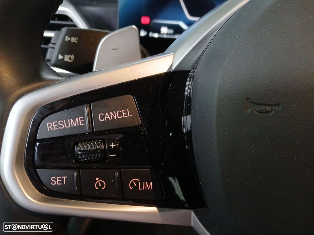 BMW 320 d Pack Desportivo M Auto - 21