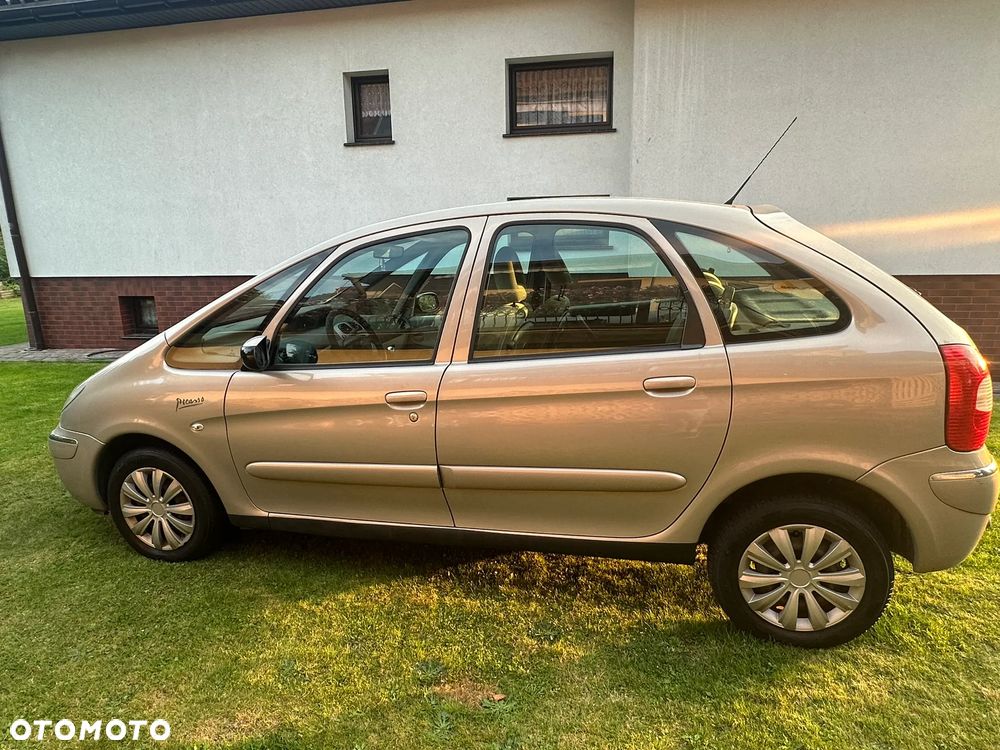 Citroën Xsara Picasso - 12