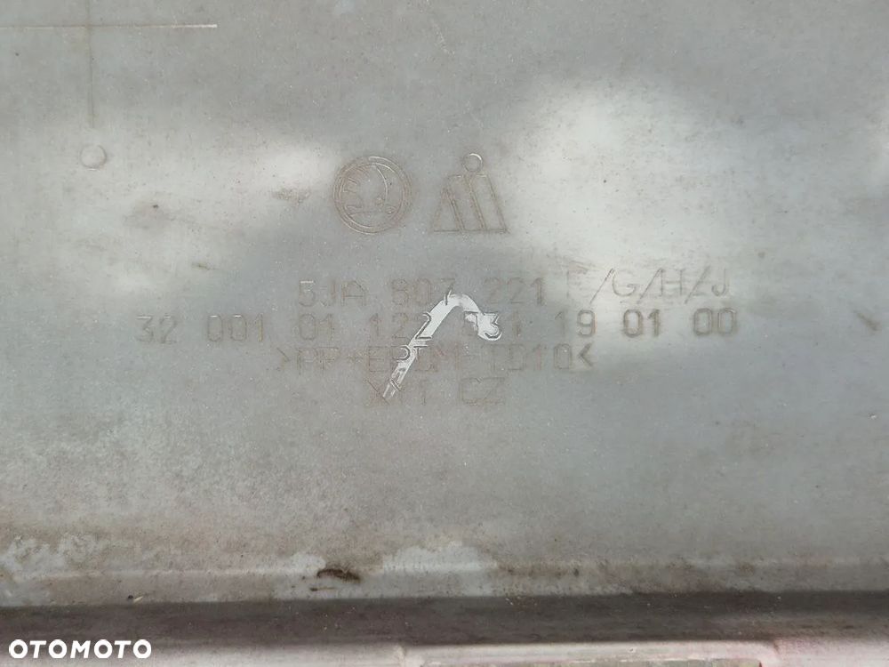 SKODA RAPID ZDERZAK PRZÓD / TYŁ - 17