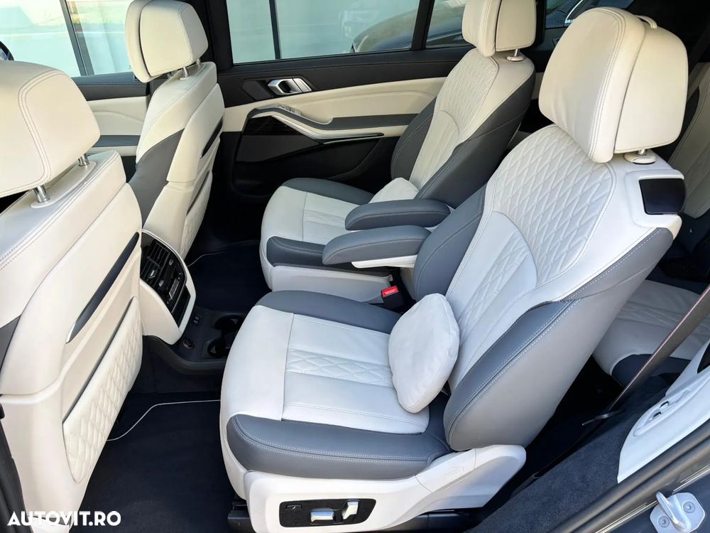 BMW X7 xDrive40i AT MHEV - 21