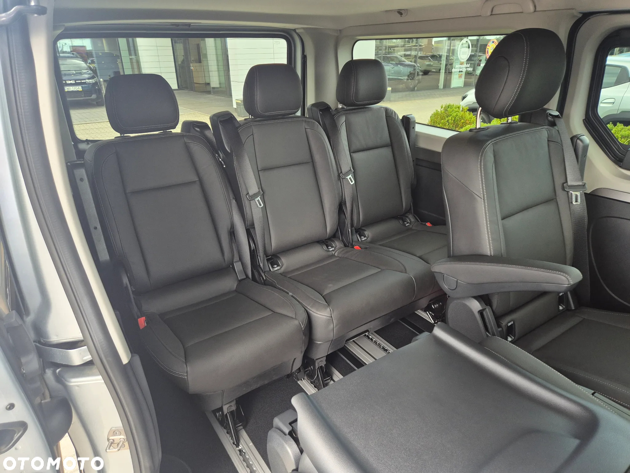 Renault Trafic SpaceClass 2.0 dCi EDC - 7