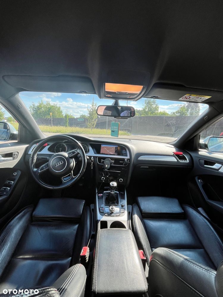 Audi A4 Avant 2.0 TDI ultra - 13