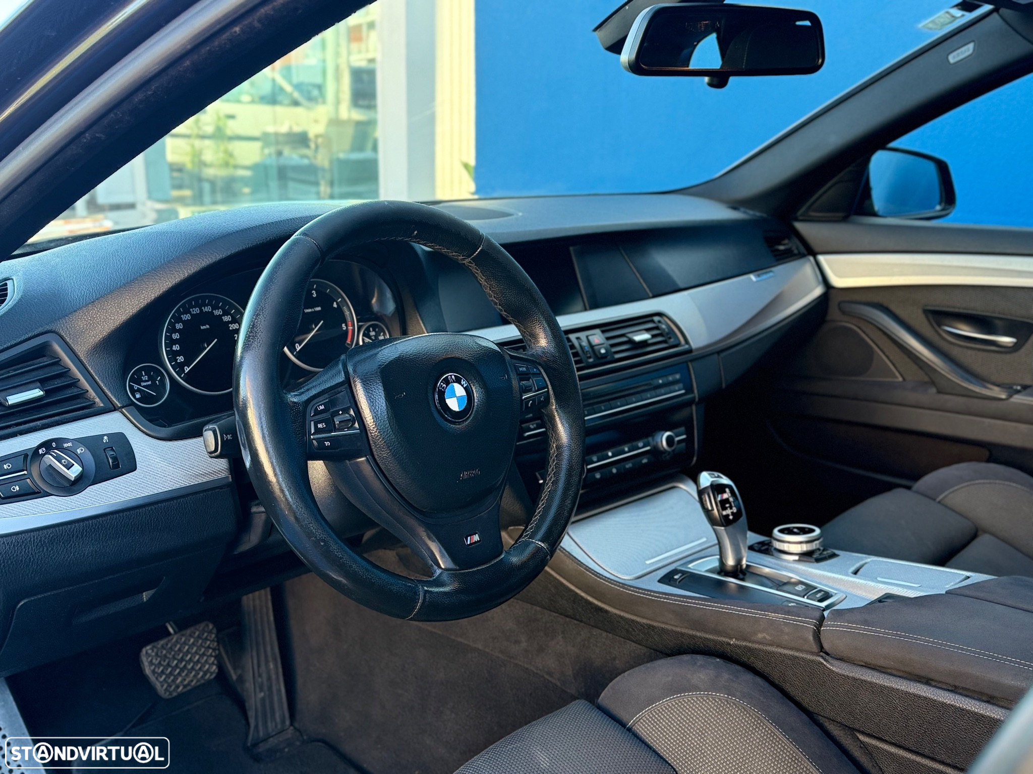BMW 525 d Auto - 8