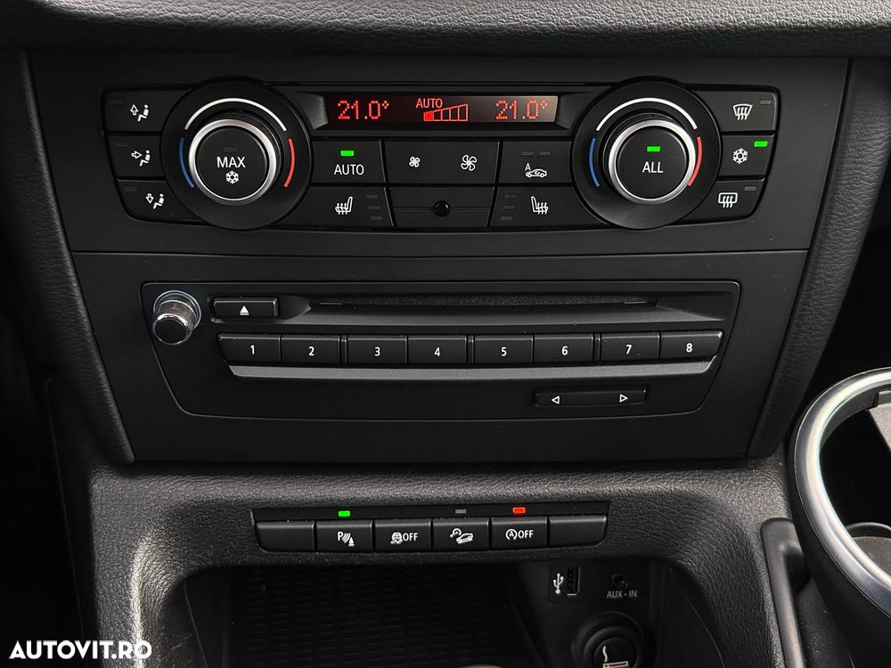 BMW X1 xDrive18d - 15