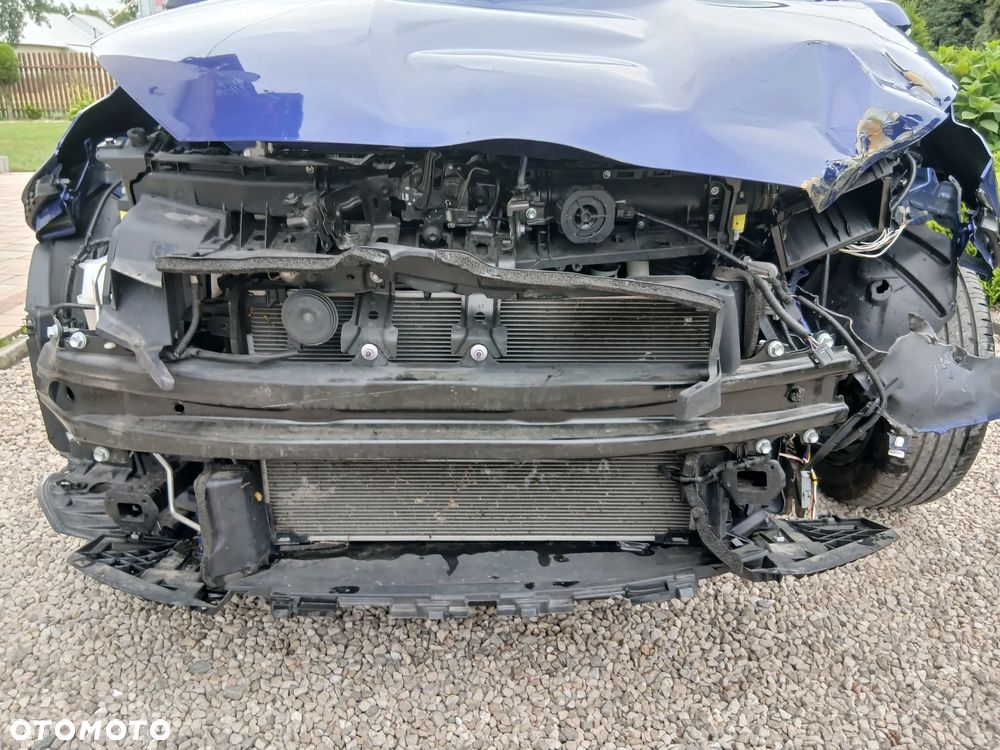 Toyota Yaris - 16