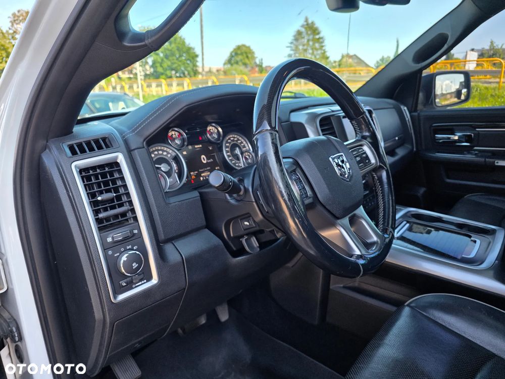 RAM 1500 - 10