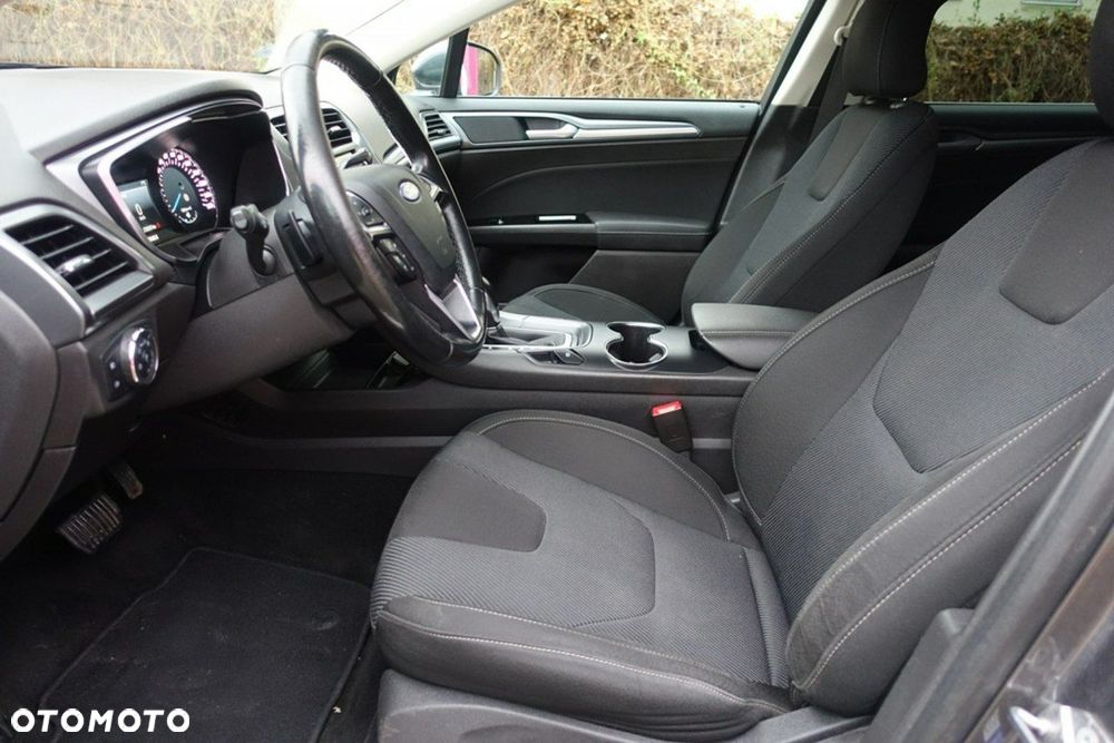 Ford Mondeo - 8
