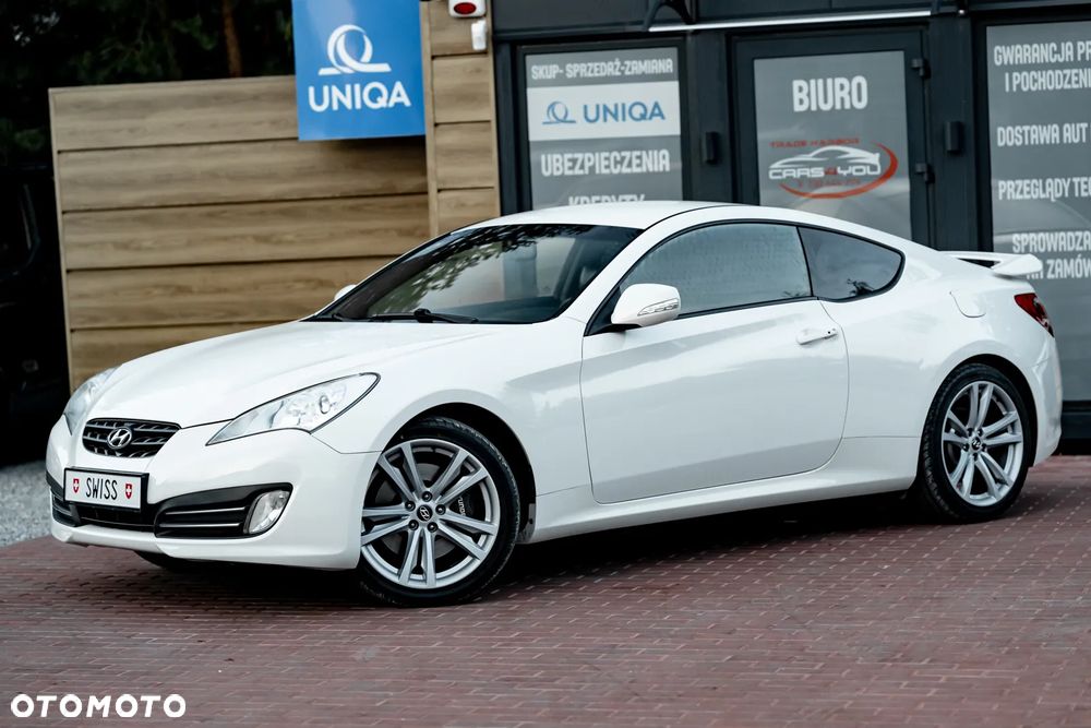 Hyundai Genesis Coupe - 8