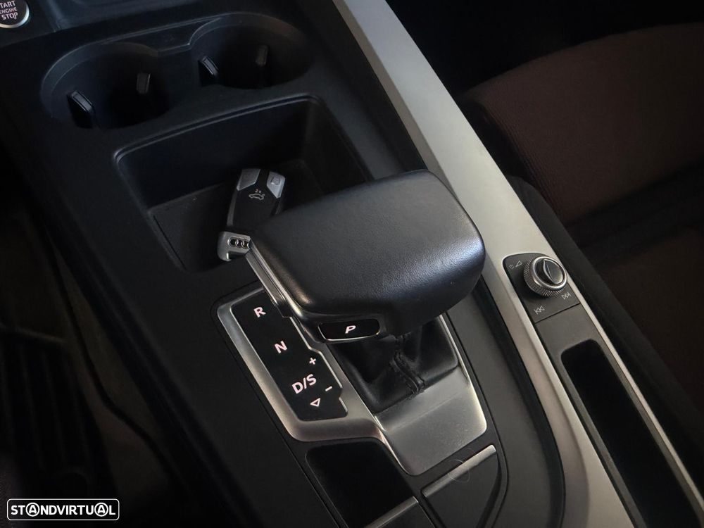 Audi A4 Avant 40 TDI S line S tronic - 13