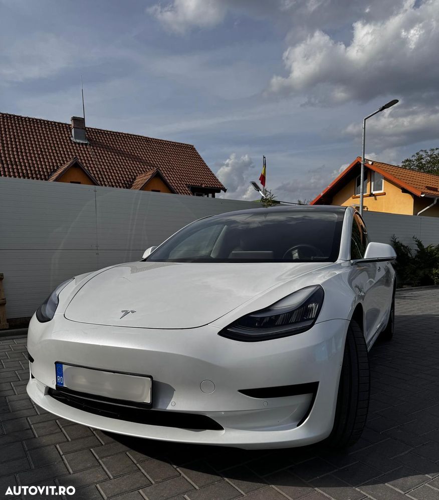 Tesla Model 3 Standard Reichweite Plus Hinterradantrieb - 1