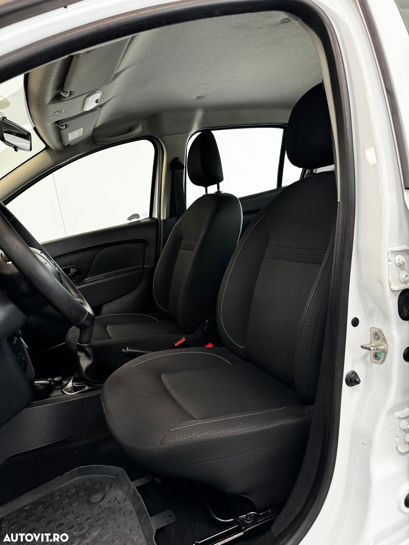 Dacia Logan 1.0 SCe SL PLUS - 20