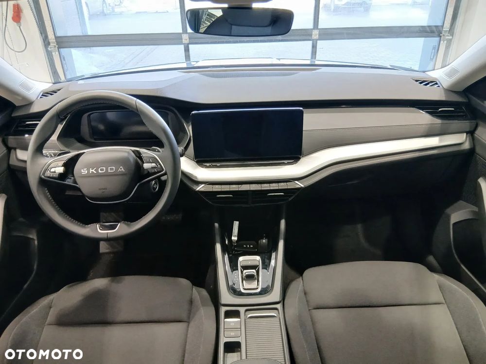 Skoda Octavia 1.5 TSI mHEV Drive Essence DSG - 10