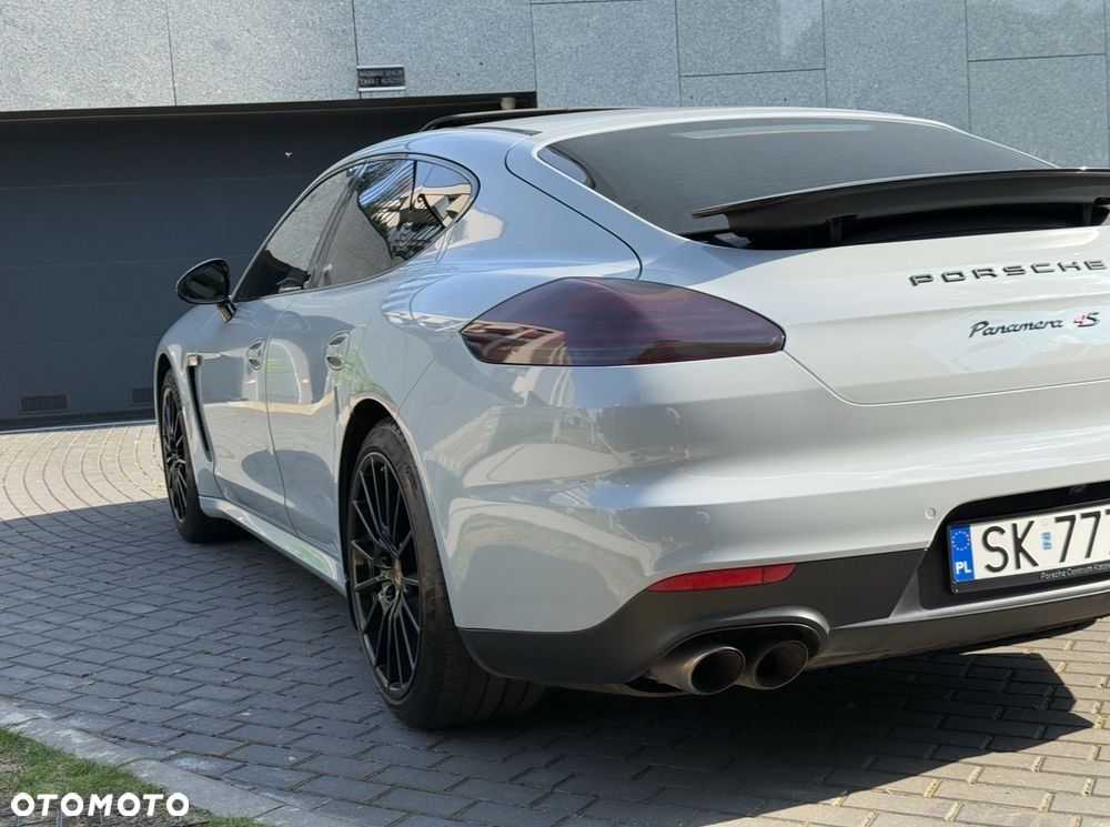 Porsche Panamera 4S PDK - 8