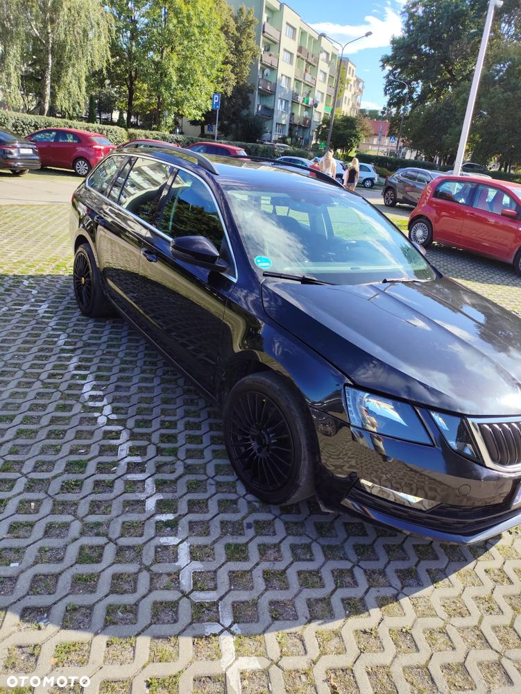 Skoda Octavia 1.5 TSI ACT Style DSG - 8