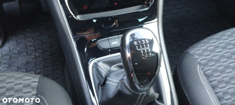 Opel Astra 1.4 Turbo Edition - 27