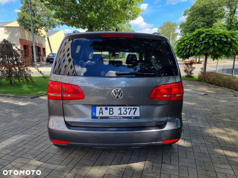 Volkswagen Touran 2.0 TDI Highline - 10