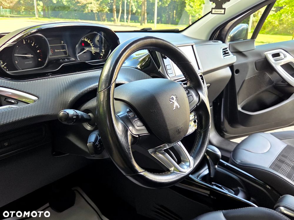 Peugeot 2008 - 10