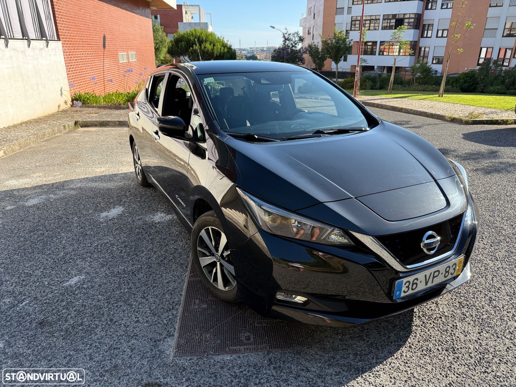 Nissan Leaf Acenta - 1