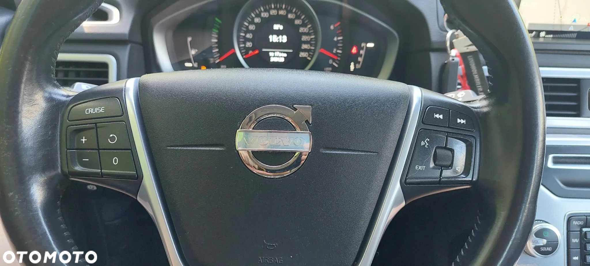Volvo V70 D4 Drive-E Momentum - 24