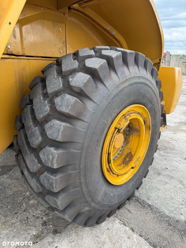 Volvo L220H - 11