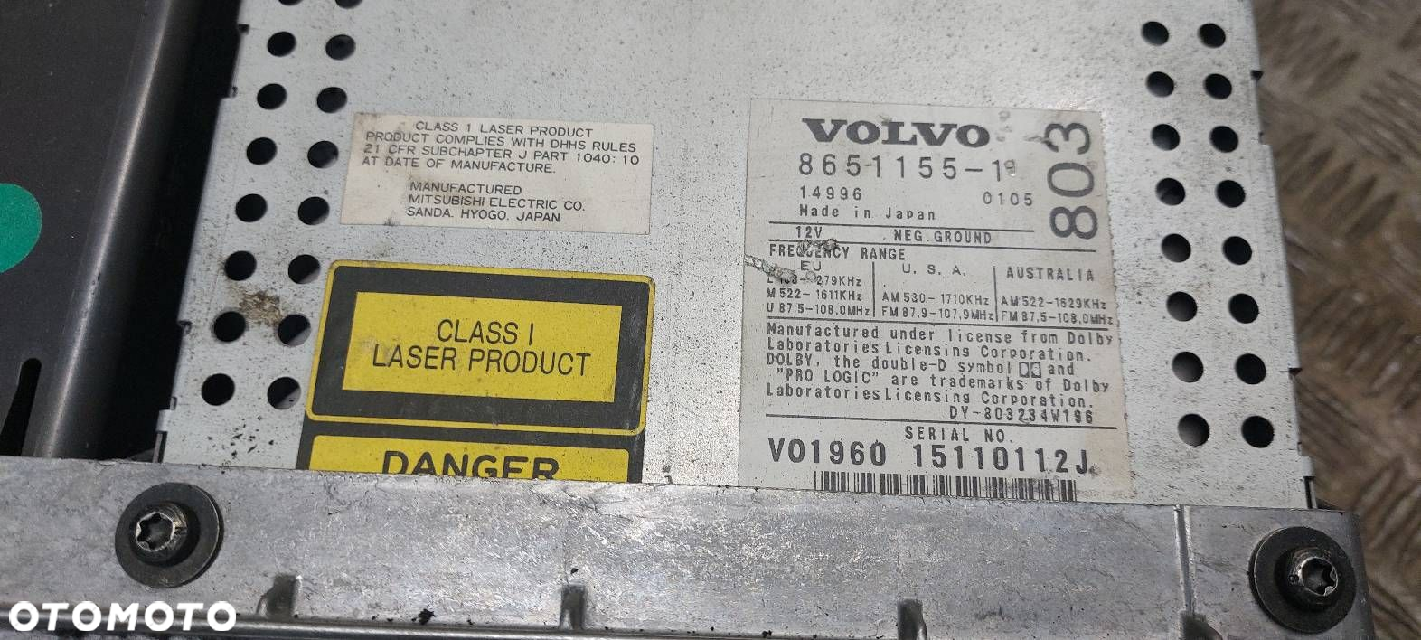 RADIO ODTWARZACZ + UCHWYT NA KUBEK VOLVO V70 I S70 8651155-1 - 3