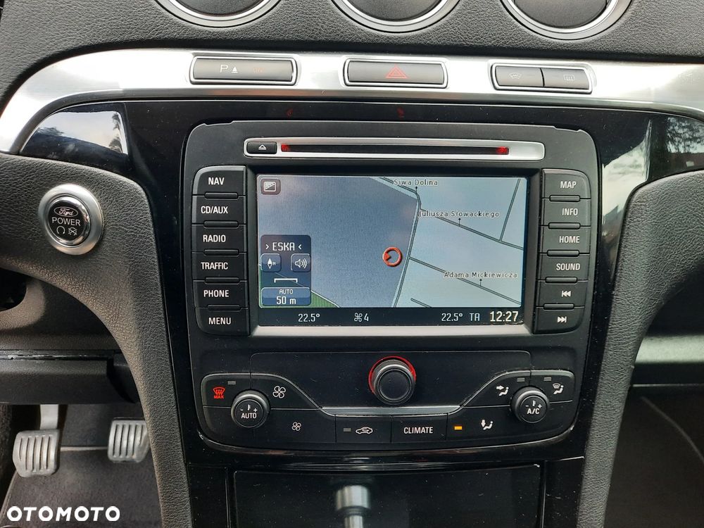 Ford S-Max 2.2 TDCi DPF Titanium X - 24