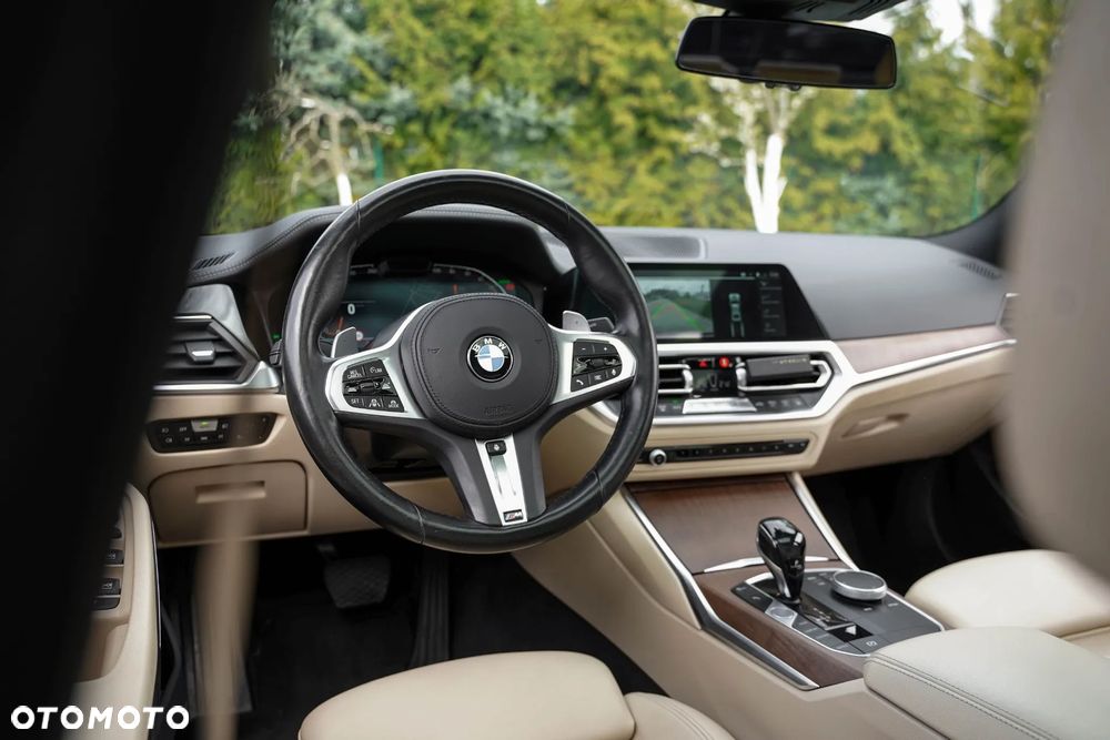 BMW Seria 3 330d xDrive mHEV M Sport - 31