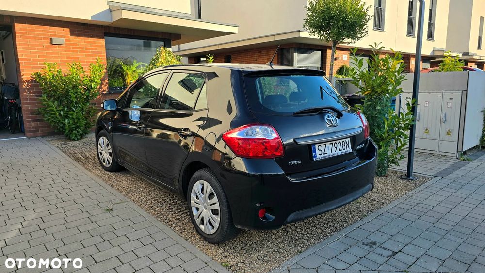 Toyota Auris 1.33 Dual-VVT-i Comfort - 4