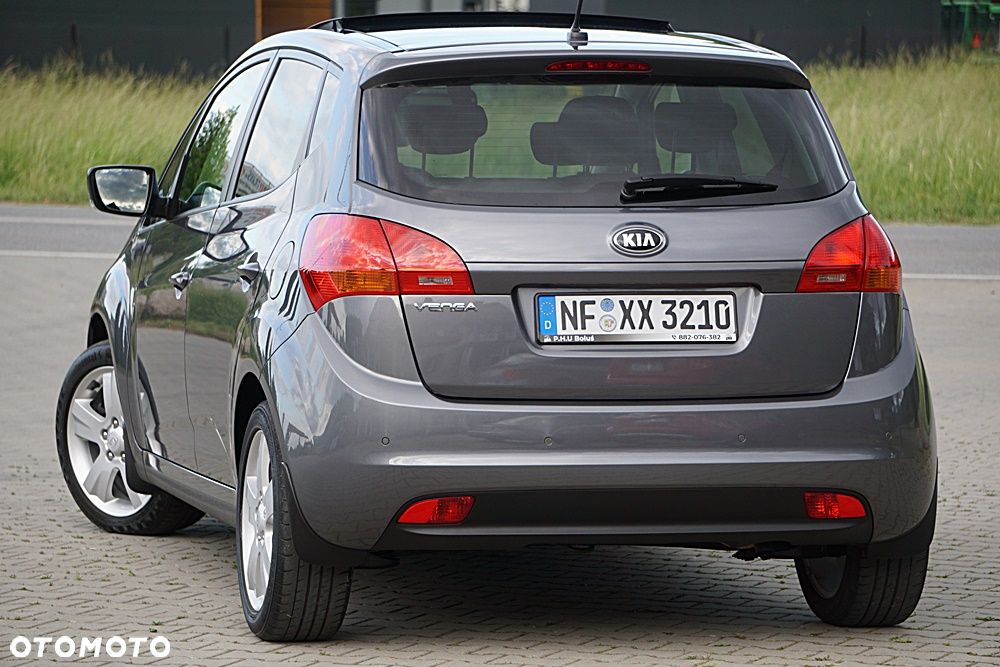 Kia Venga 1.6 CVVT Automatik Titanium Collection - 15