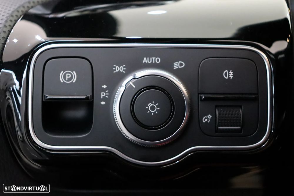 Mercedes-Benz A 45 AMG 4Matic+ Speedshift DCT 8G - 31