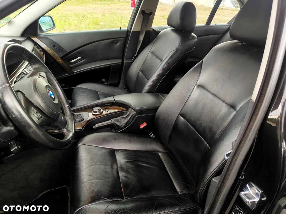 BMW Seria 5 540i Edition Exclusive - 18